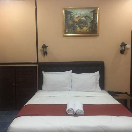 金塔马尼 马杜纱丽旅馆酒店 外观 照片